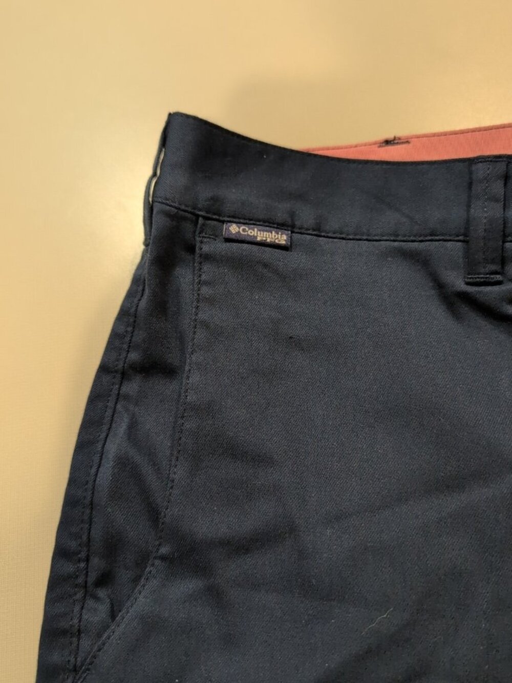 Columbia PFG Pants Mens 40x10 Regular Fit Blue Pink Shorts Wide Leg Fishing - Picture 3 of 12